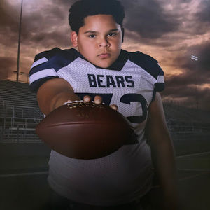 Meet your Posher, Jose lius rios